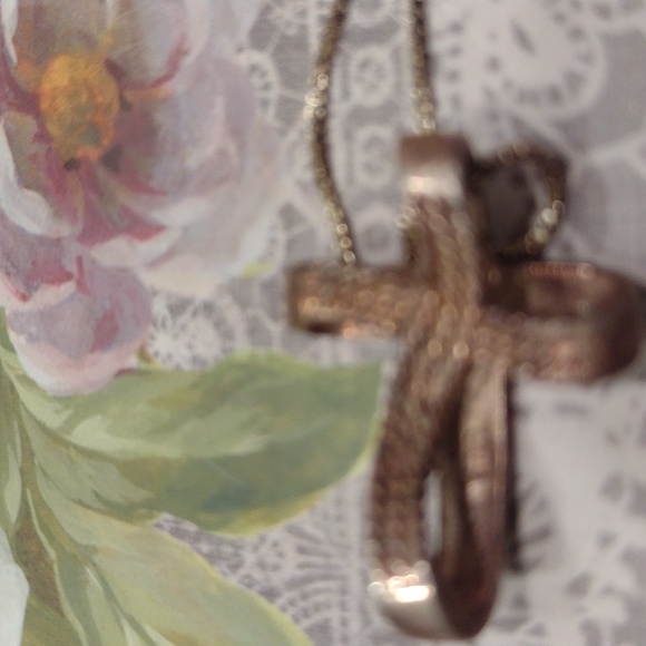 Silver and marquis cross necklace - Picture 3 of 3